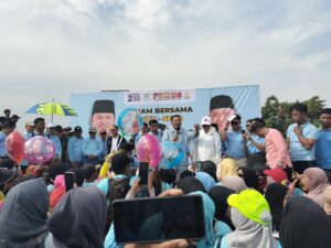 Foto: Calon Gubernur Kaltim Rudy Mas’ud bersama relawan FOKUS gelar senam sehat.