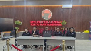 Foto : Erwinsyah, anggota tim kuasa hukum Edi-Rendi.