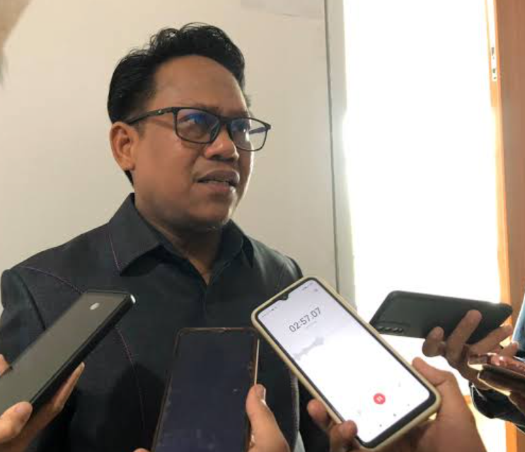 Ketua Komisi I,Samri Sahputra.