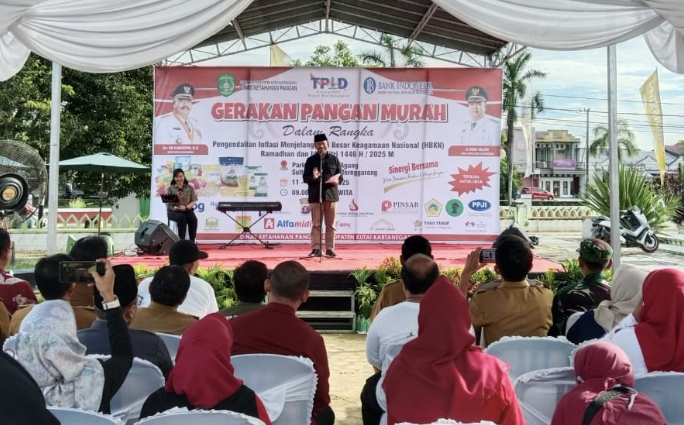 Foto: Menjaga spirit, Disperindag Kukar kejasama Bulog.