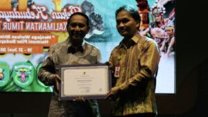 Foto: Pemkab Kukar raih Sertifikat WBTB Kementerian Pendidikan.